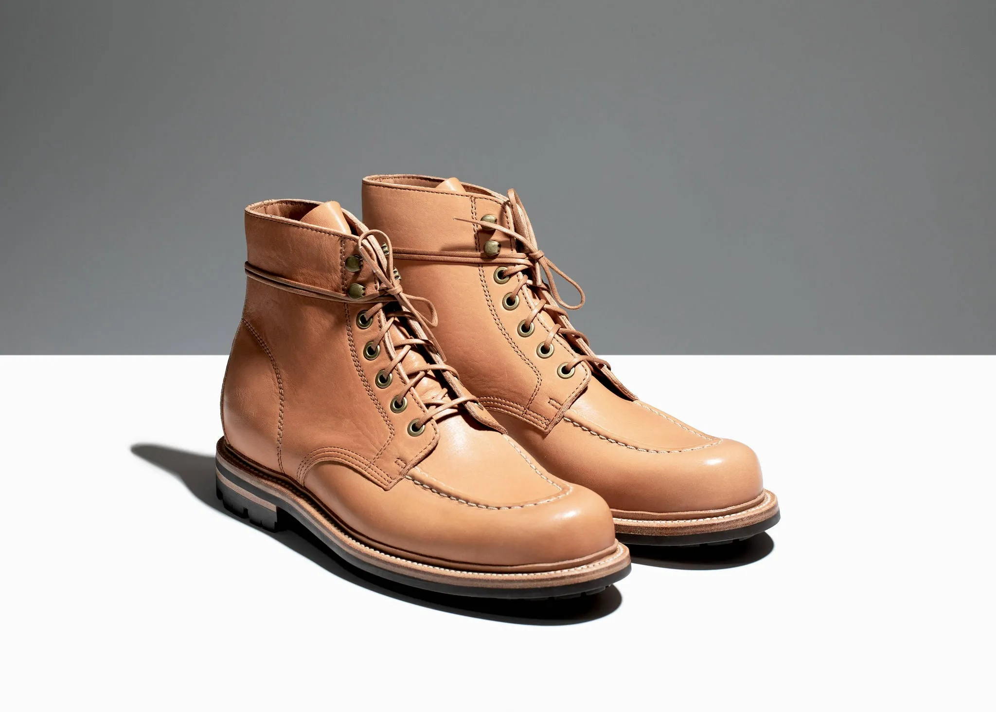 Brass Boot Tan Essex