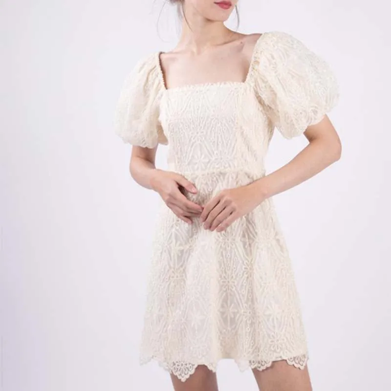 Bubble Sleeve Lace White Dress