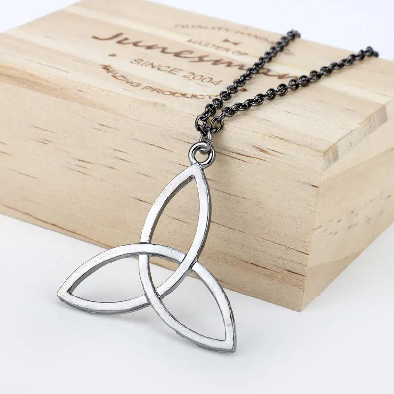 Celtic Vintage Trinity Knot Pendant Necklace