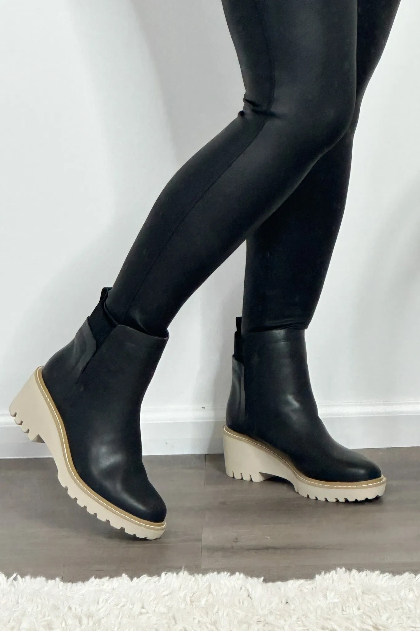 Corkys Basic Boot : Black