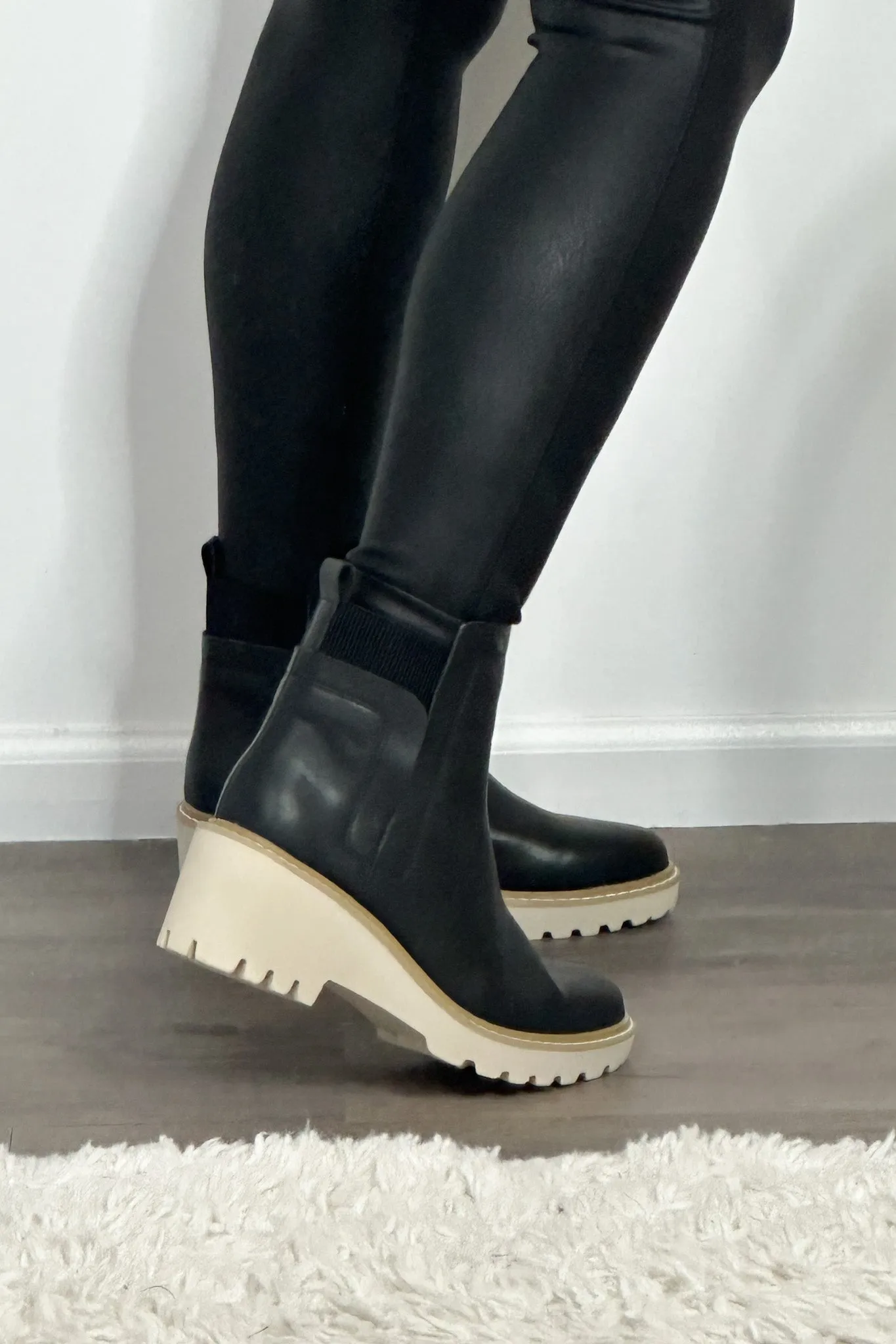 Corkys Basic Boot : Black