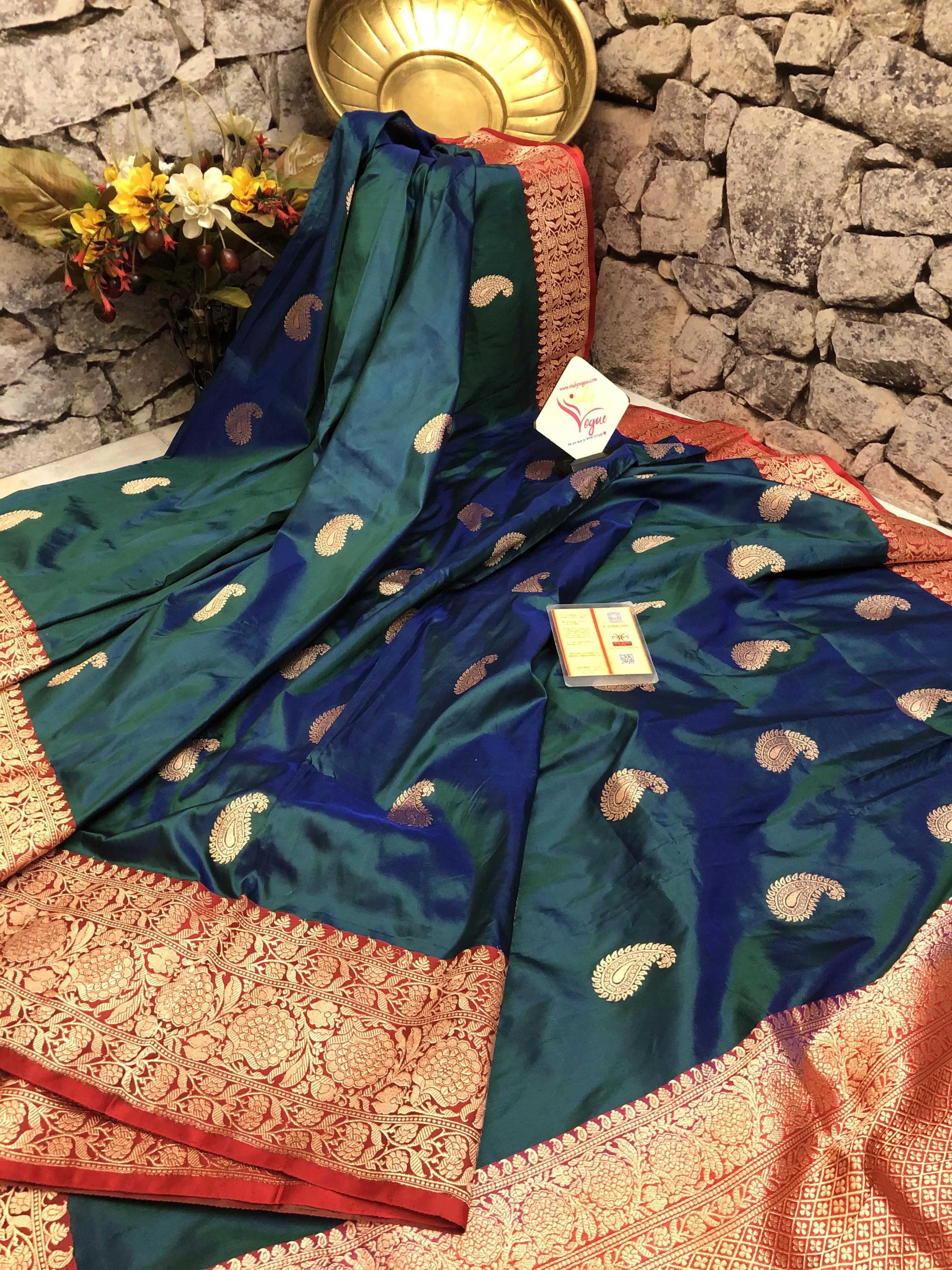 Dual Tone Peacock Blue and Green Color Katan Banarasi Saree