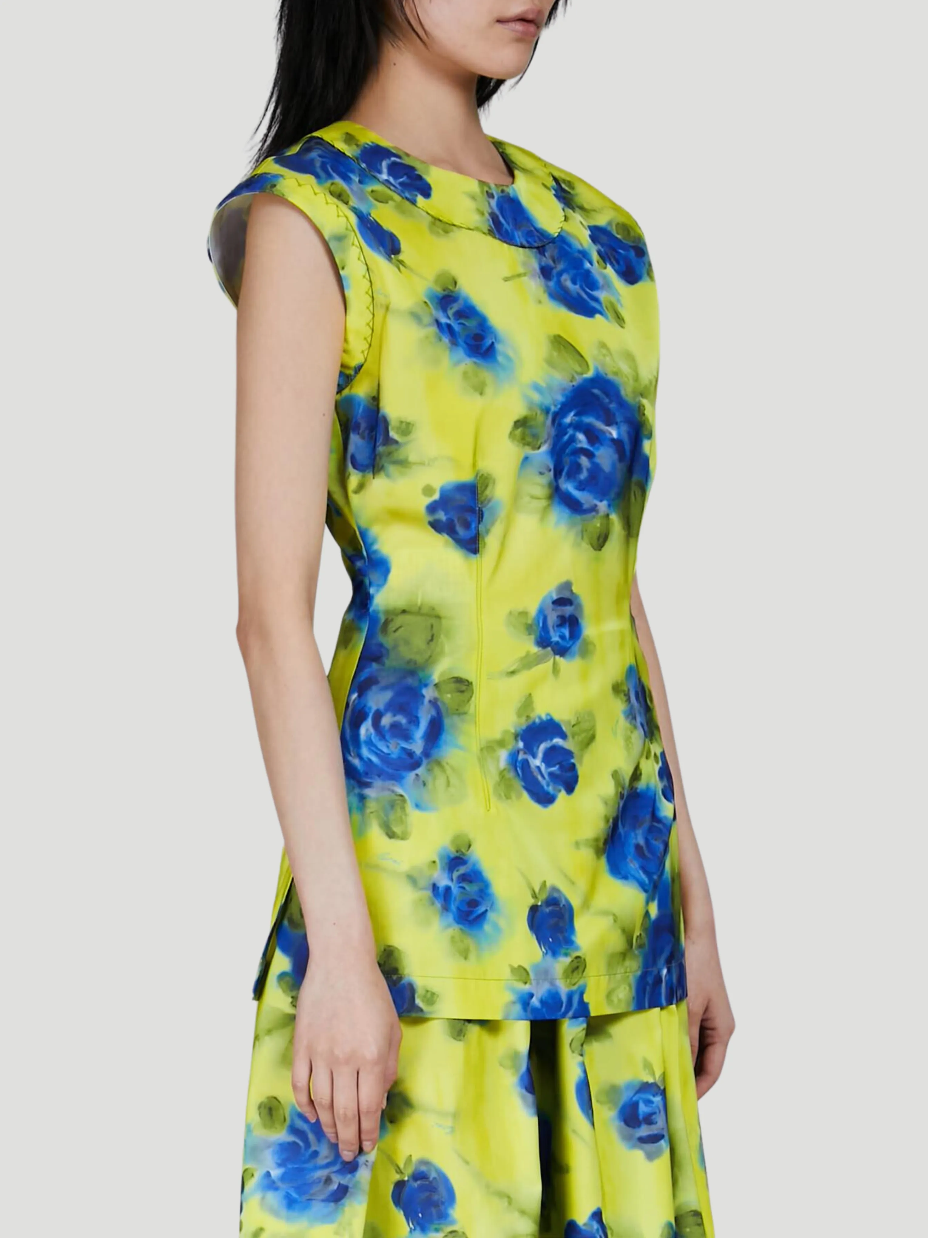 Lemon Flower Print Sleeveless Crew Neck Top