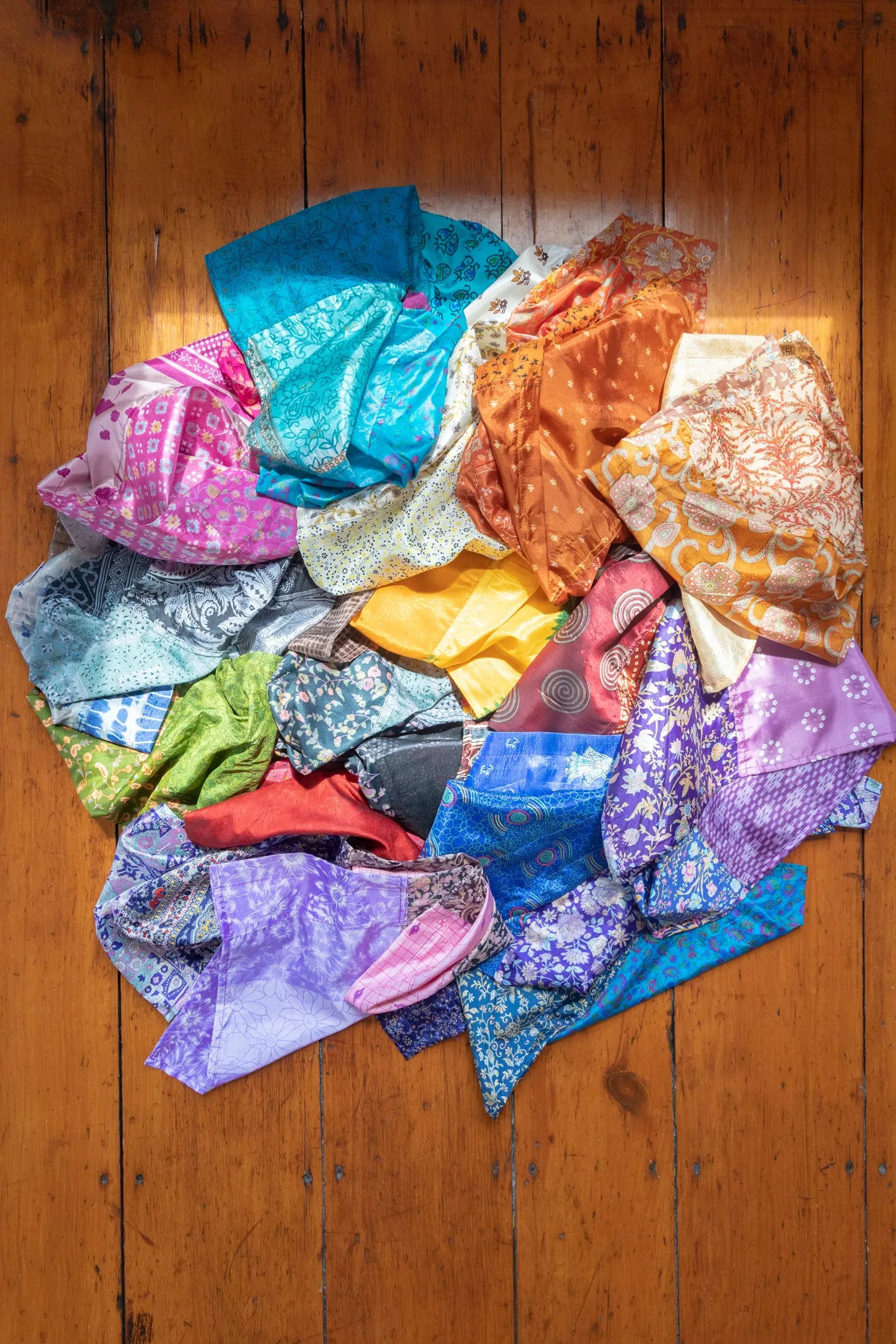 Recycled Patchwork Sari Valance