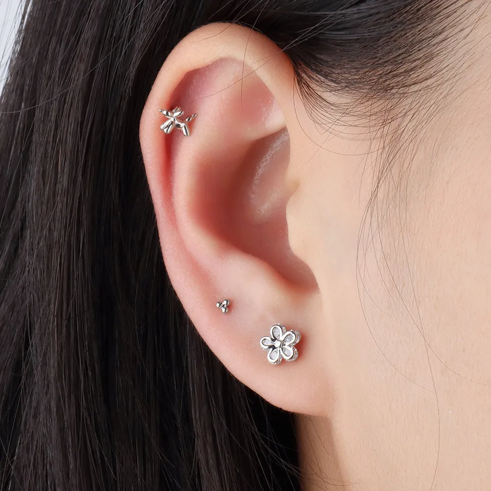 Titanium Shiny Flower Stud